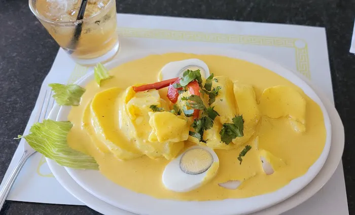 Huguito's Restaurant and Bar Picture 4