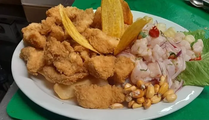 HERITAGE LOUNGE BAR Y RESTAURANTE Picture 4