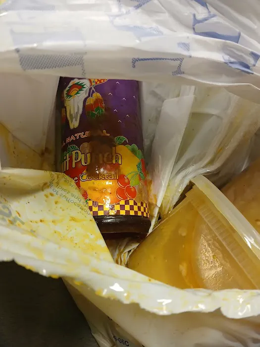 Island Flavaz Jerk & Seafood Picture 9