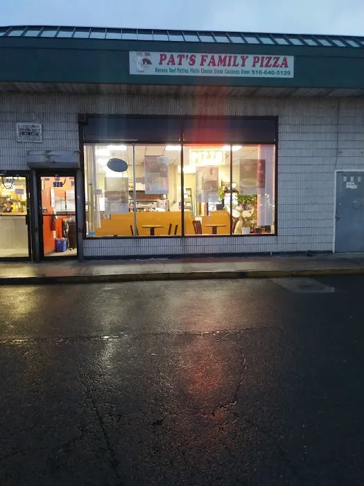 Pat's Family Pizzeria Picture 4