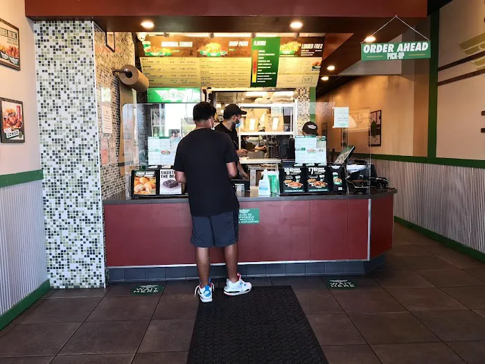 Wingstop Picture 10