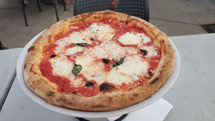 Saverio's Authentic Pizza Napoletana Picture 1