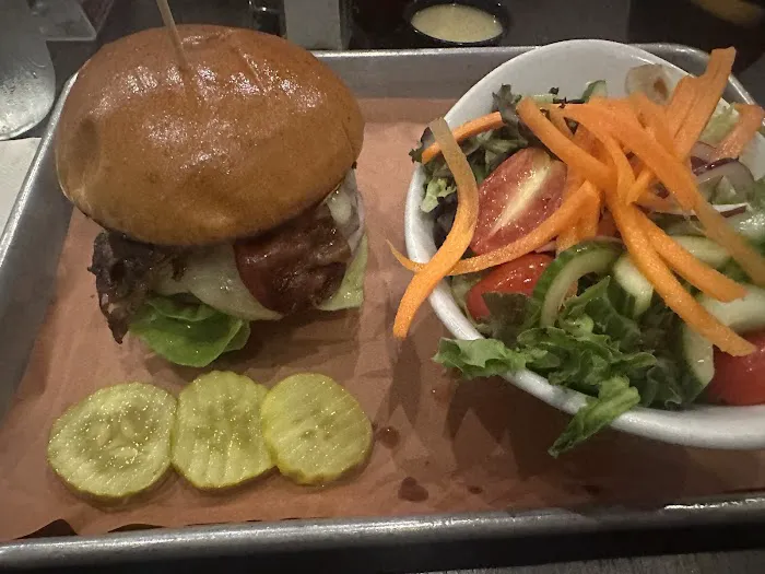 American Beauty Bistro Picture 9