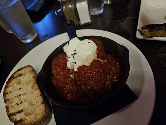 American Beauty Bistro Picture 2