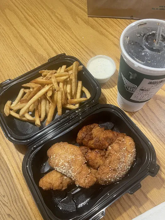 Wingstop Picture 5