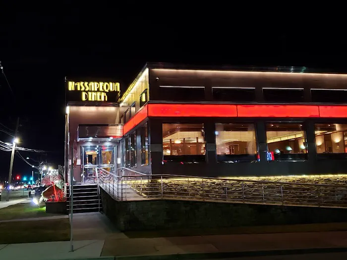 Massapequa Diner Picture 9