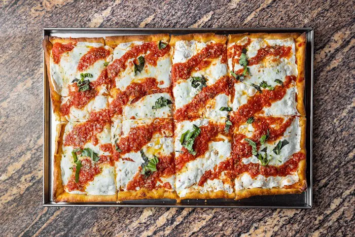 Stella's Pizzeria & Restaurant Picture 8