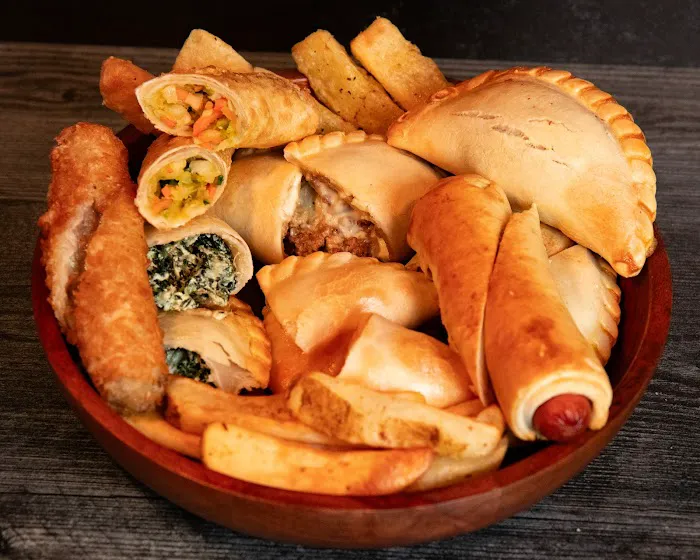 Roberto Chang Picture 7