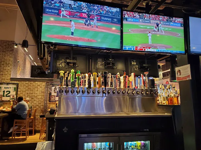 Buffalo Wild Wings Picture 6