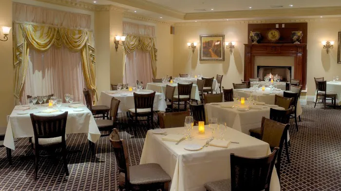Luciano's Ristorante & Lounge Picture 1