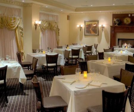 Luciano's Ristorante & Lounge