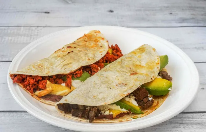 Adeline Deli Picture 4