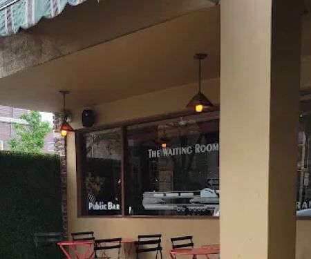 The 'World Famous' Waiting Room