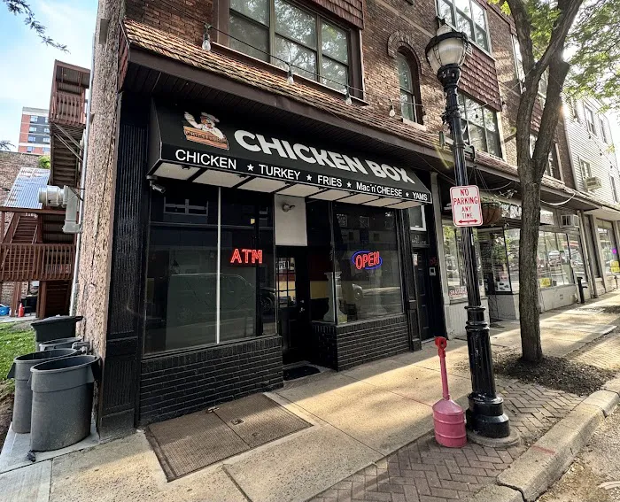 Chickenbox Picture 3