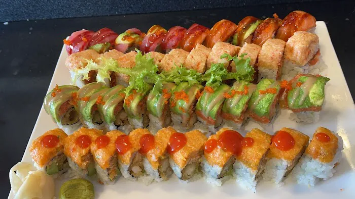 Yoshi Sushi & Teriyaki Picture 3