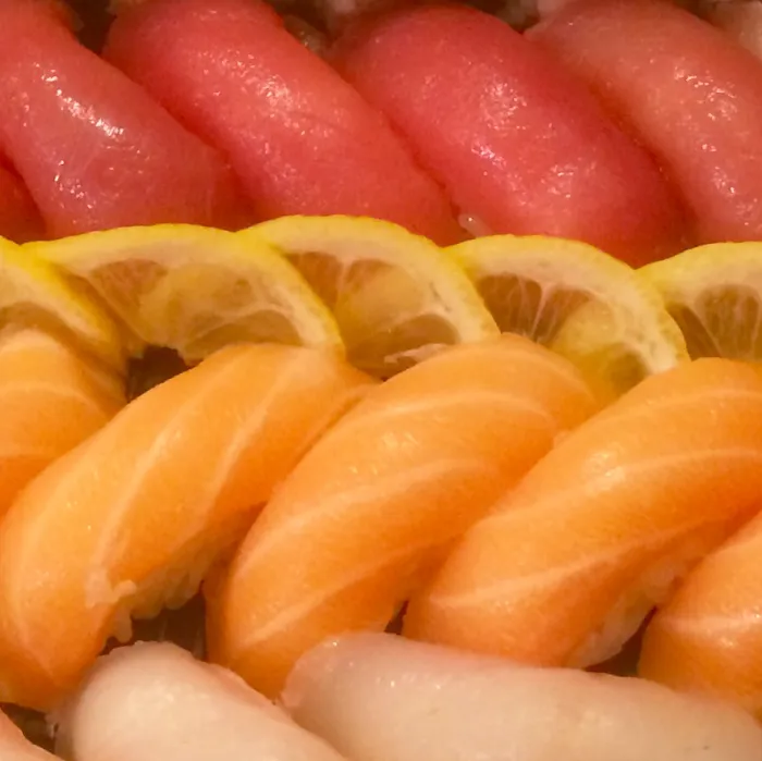 Yoshi Sushi & Teriyaki Picture 8