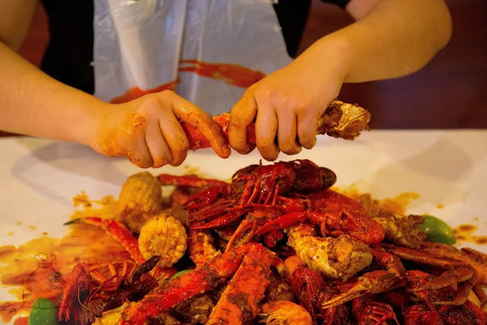 Bobo’s Wing & Seafood (Jerome Park) Picture 1