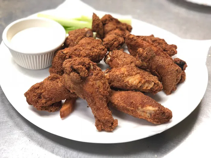 Strawberry's Pub & Pizza Picture 5