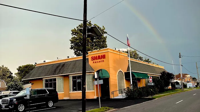 Shahi Palace Restaurant & Steak House Picture 3