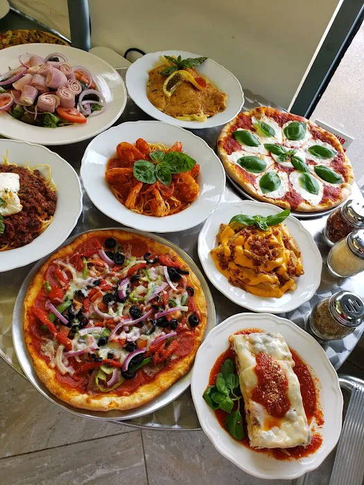 Sorrento's Pizzeria Picture 4