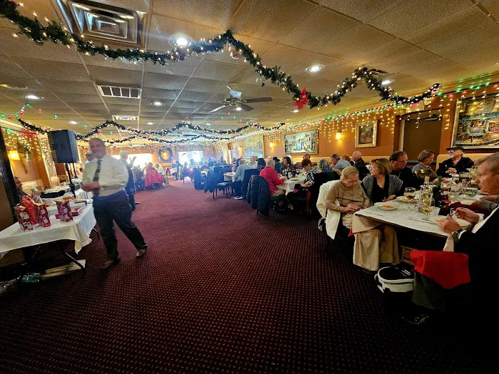 Dominic's Italian Restaurant BYOB Picture 4