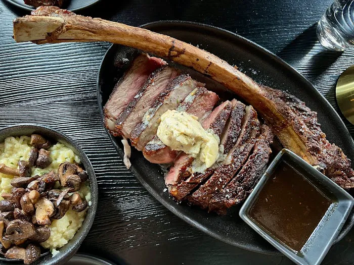 Strickland’s Steakhouse Picture 10