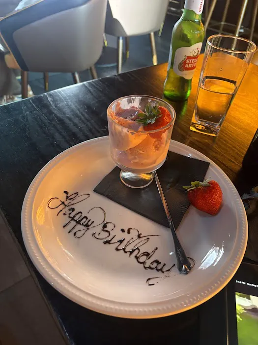 Xperience Kitchen & Cocktails Picture 2