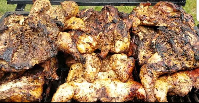 Sun Island Bar B Q & Jerk Picture 2