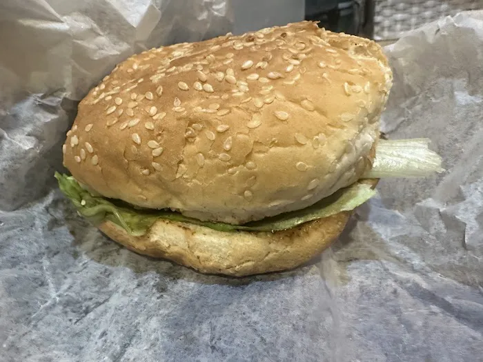 Island Vibes Jamaican Restaurant Picture 5