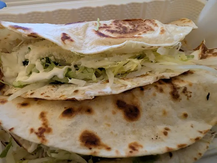 El Gallo De Oro Picture 1