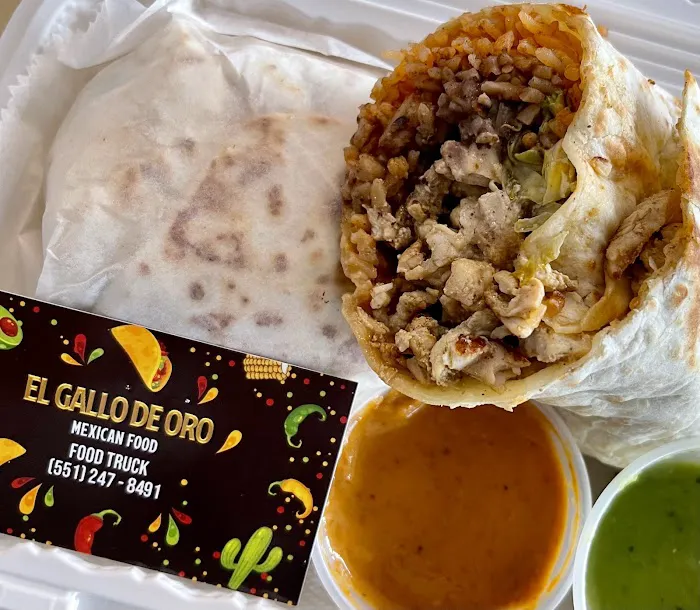 El Gallo De Oro Picture 8