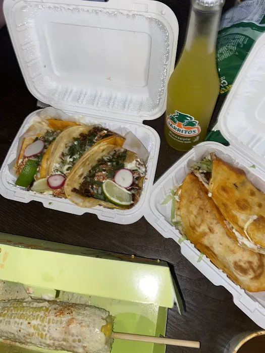 El Gallo De Oro Picture 10