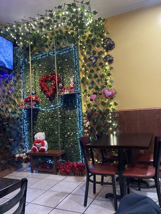 El Gallo De Oro Picture 7