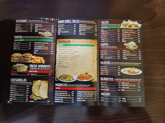 El Gallo De Oro Picture 2