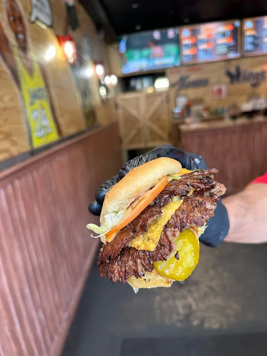 Staten Island House of Wings II (Annadale) Picture 3