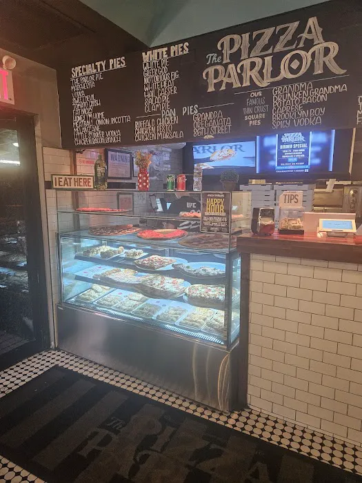 The Pizza Parlor Picture 6