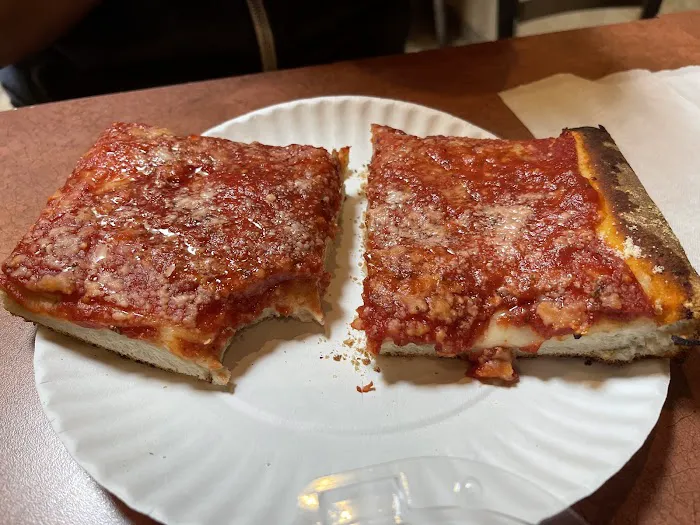 The Square on Annadale Picture 9