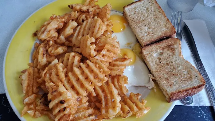 Dove Diner Picture 5