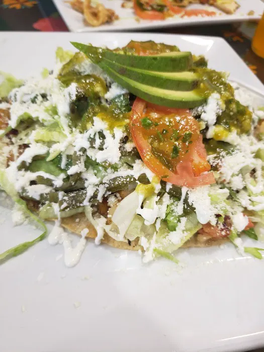 Mercado Ariana restaurant Picture 5