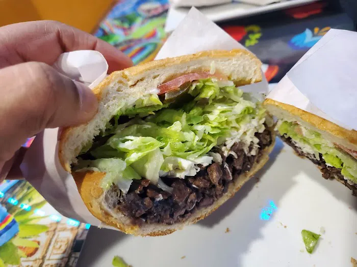 Mercado Ariana restaurant Picture 7