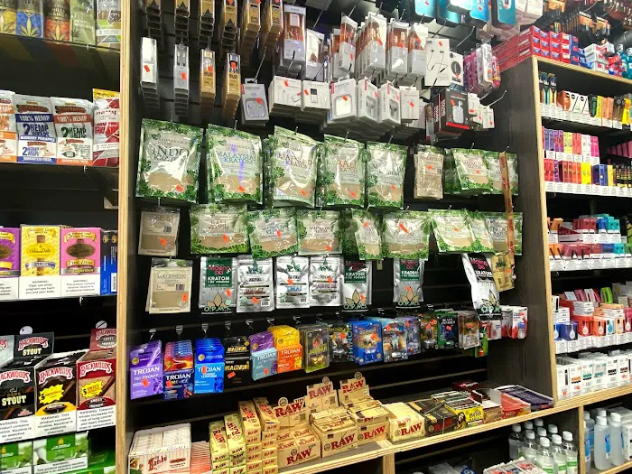 EMPIRE BAGLES & MORE Picture 8