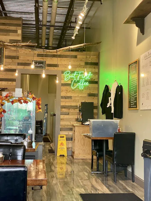 Beans and Leaves Coffee and Tea Cafe Picture 6