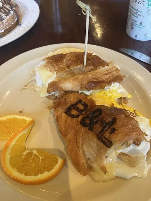 Beans and Leaves Coffee and Tea Cafe Picture 2