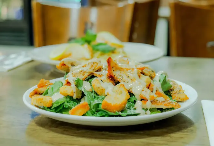 La Piazza Pizzeria & Restaurant Picture 4