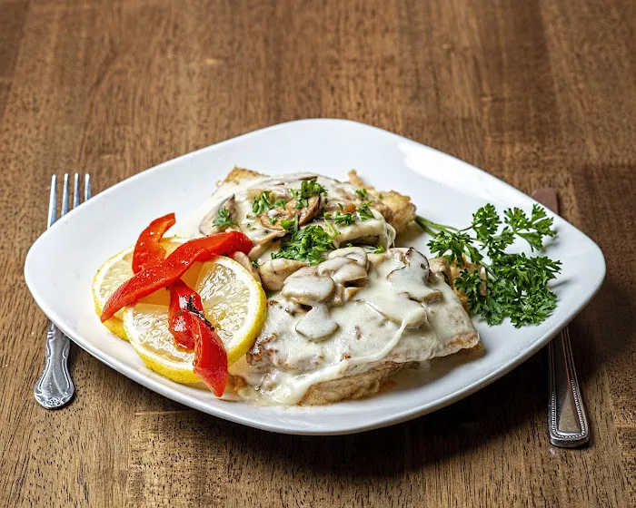 La Piazza Pizzeria & Restaurant Picture 9