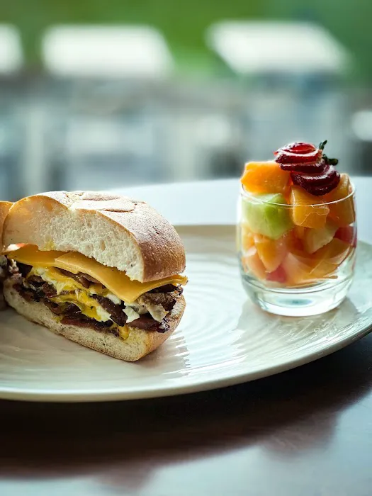 Knoll West Bar & Grille Picture 2