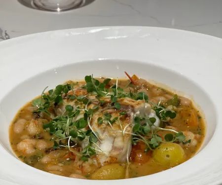 Knoll West Bar & Grille