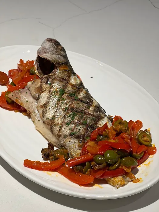 Knoll West Bar & Grille Picture 4