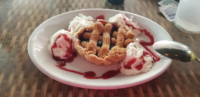 Captain's Table Picture 1