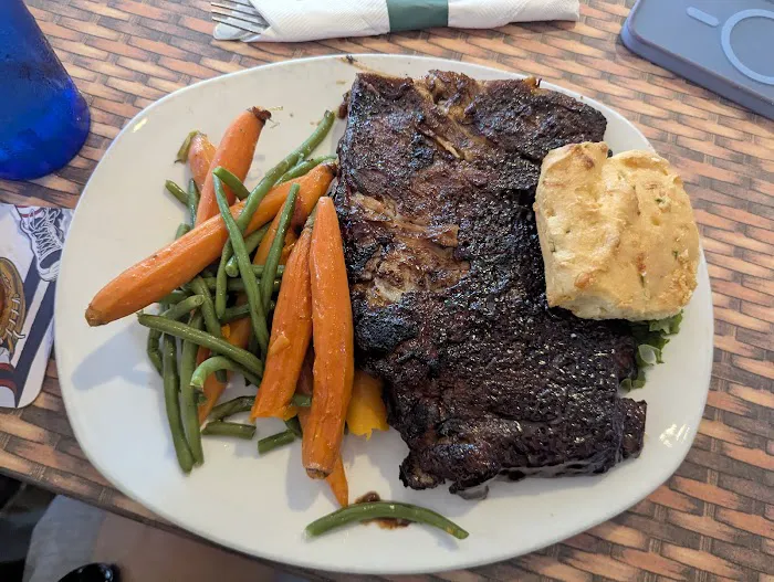 Captain's Table Picture 3